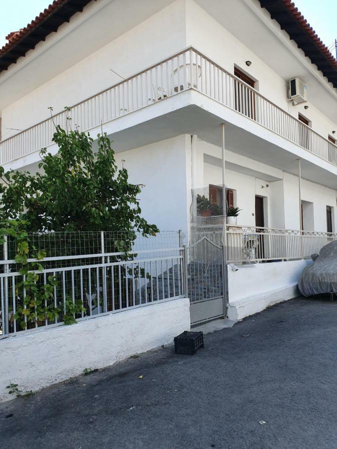 Anastasia' S Guest House Néos Marmarás Exterior foto