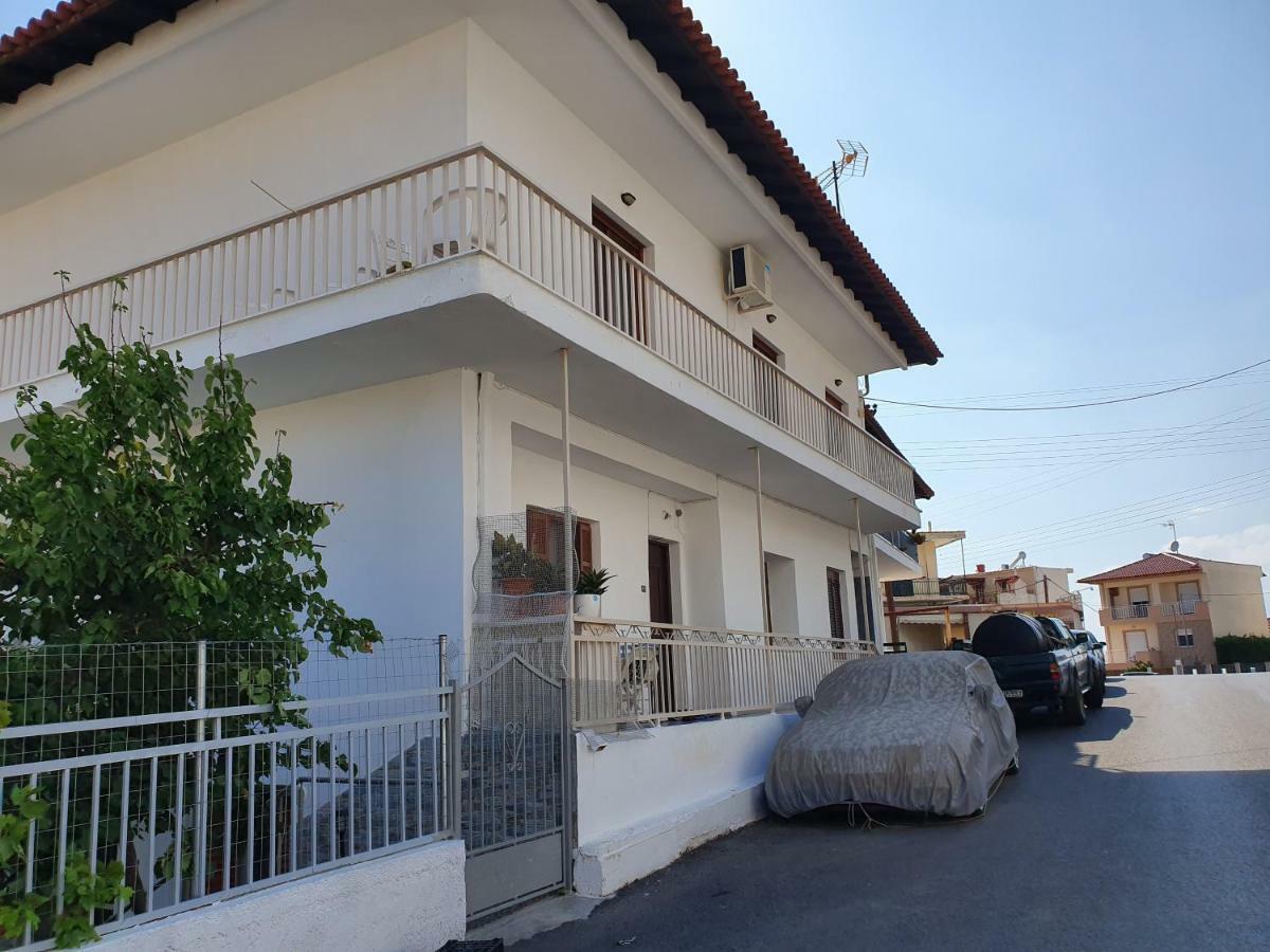 Anastasia' S Guest House Néos Marmarás Exterior foto